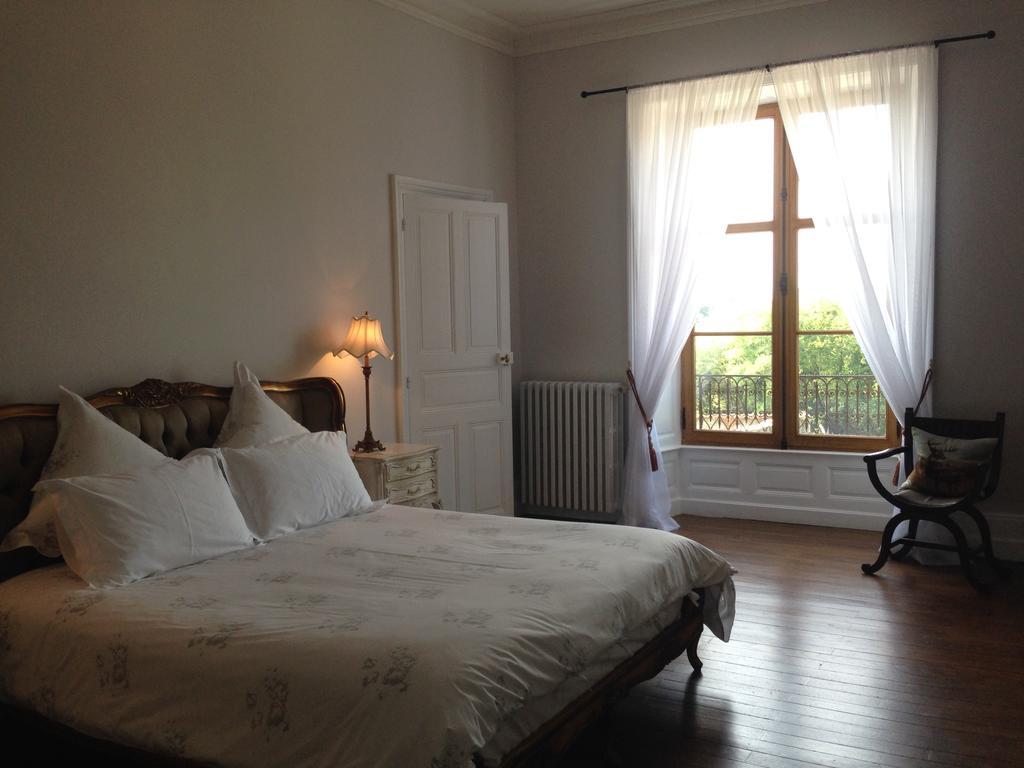 Chateau Pont Jarno B&B Champdeniers Exterior foto
