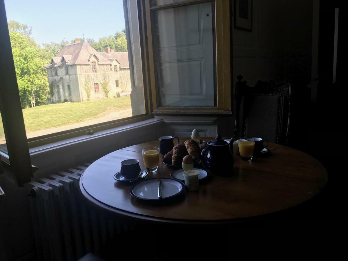 Chateau Pont Jarno B&B Champdeniers Exterior foto